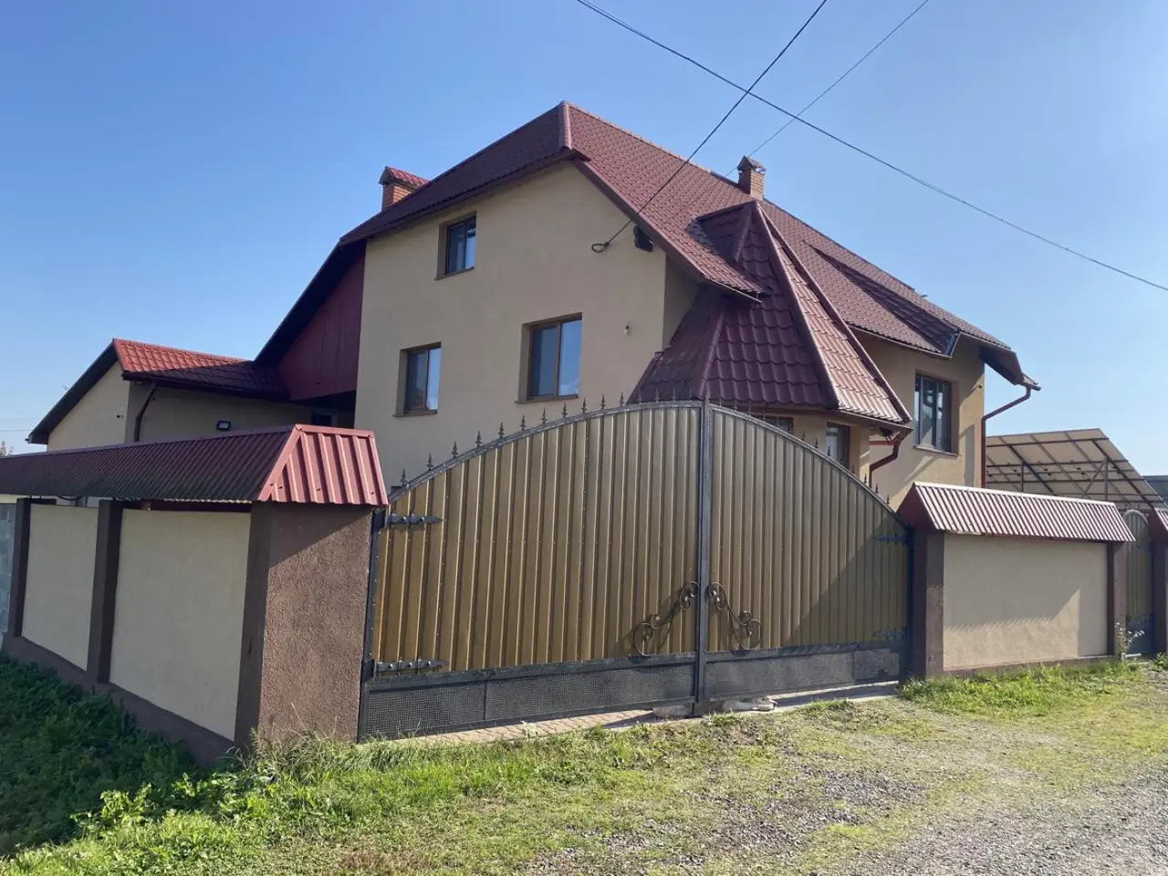 Продається будинок у с. Велятино вул. Шаянська
