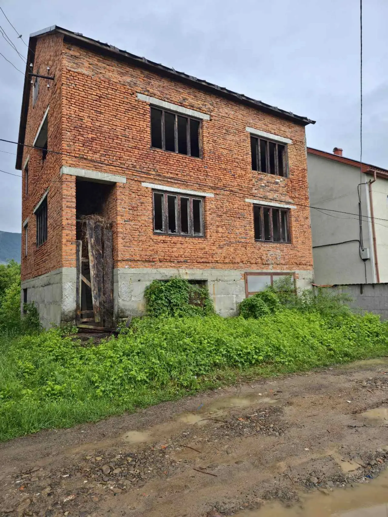 Продається новобудова в с.Іза,вул.Олімпійська,63