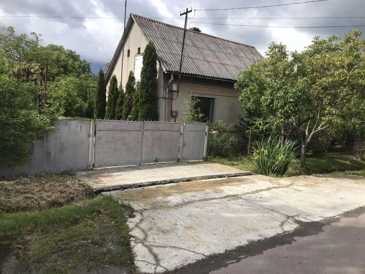 Продається будинок в м. Хуст